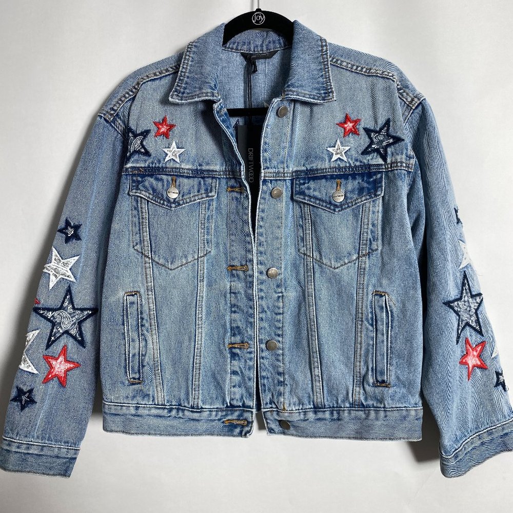 NWT FREE PEOPLE DRIFTWOOD SHINE BRIGHT STARS DENIM TRUCKER JEAN JACKET SMALL